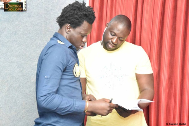 Promotion musicale : L’artiste Tarba Mbaye et « Domou Djoloff » vont faire équipe Promotion musicale : L’artiste Tarba Mbaye et « Domou Djoloff » vont faire équipe