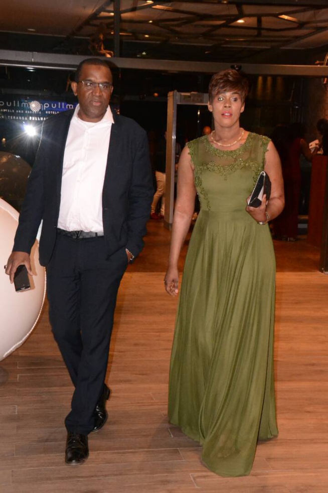 MAI de la marque Makari garde bien bien son mari de Pathé au Gala Tapis Rouge CHIC & ÉLÉGANCE MAI de la marque Makari garde bien bien son mari de Pathé au Gala Tapis Rouge CHIC & ÉLÉGANCE
