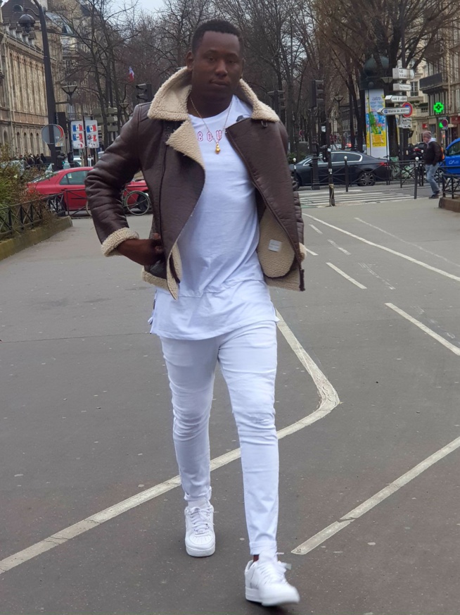 Le groupe Xpress en tournée de sa promotion internationale avec la chaîne de télévision BB Black Le groupe Xpress en tournée de sa promotion internationale avec la chaîne de télévision BB Black