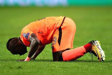 Foot, religion, prières, alcool : Les confessions de Sadio Mané Foot, religion, prières, alcool : Les confessions de Sadio Mané