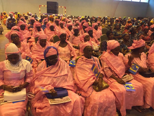 THIES Adopte "Gueum Sa Bopp"du président Bougane Guéye. No comment voir Photos THIES Adopte "Gueum Sa Bopp"du président Bougane Guéye. No comment voir Photos