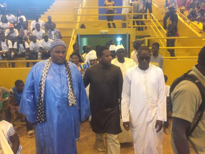 THIES Adopte "Gueum Sa Bopp"du président Bougane Guéye. No comment voir Photos THIES Adopte "Gueum Sa Bopp"du président Bougane Guéye. No comment voir Photos