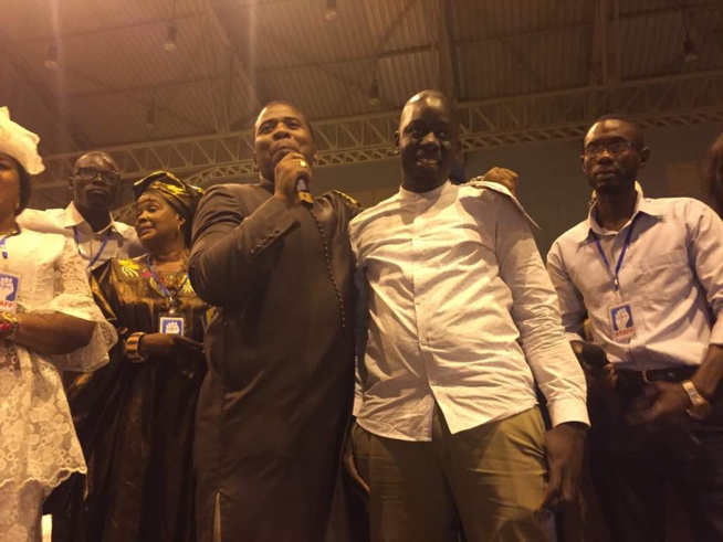 THIES Adopte "Gueum Sa Bopp"du président Bougane Guéye. No comment voir Photos THIES Adopte "Gueum Sa Bopp"du président Bougane Guéye. No comment voir Photos