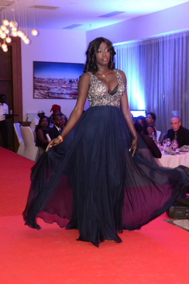 En images de la nouvelle collection de MATA STYLE OUEST FOIRE au Gala Tapis Rouge Chic & Élégant à l'hôtel Pullman dakar.