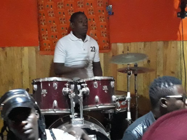 Jour J- 11 Gorgui Ndiaye en pleine dans les répétions pour le spécial anniversaire "LAAK YABOYE" au Grand Theatre. regardez Jour J- 11 Gorgui Ndiaye en pleine dans les répétions pour le spécial anniversaire "LAAK YABOYE" au Grand Theatre. regardez