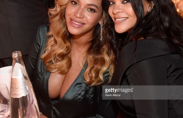 Beyoncé: Elle se fait mordre au visage lors d’une soirée, qui est la star qui a agressé Beyoncé au visage… Beyoncé: Elle se fait mordre au visage lors d’une soirée, qui est la star qui a agressé Beyoncé au visage…