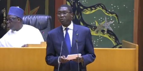 Pr. Ismaila Madior Fall sur le parrainage : "Le 23 juin c’était une révision déconsolidante, celle-ci est une révision consolidante" Pr. Ismaila Madior Fall sur le parrainage : "Le 23 juin c’était une révision déconsolidante, celle-ci est une révision consolidante"