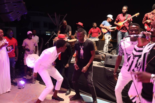 Waly Seck était à la soirée White Party de l'association TERYA de Bamako.En images.