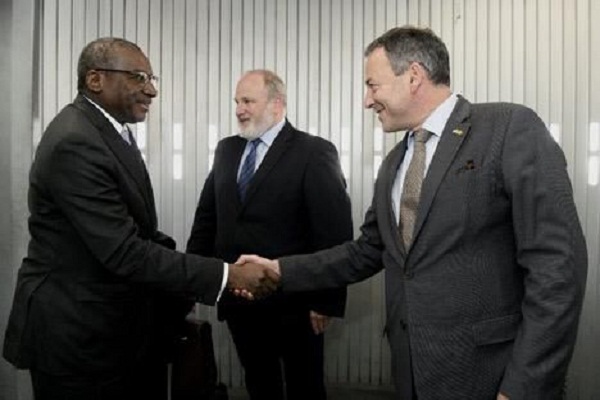 Incident diplomatique : Sidiki Kaba visite la Mosquée Al-Aqsa de Jérusalem, les Palestiniens exigent des excuses du Sénégal Incident diplomatique : Sidiki Kaba visite la Mosquée Al-Aqsa de Jérusalem, les Palestiniens exigent des excuses du Sénégal