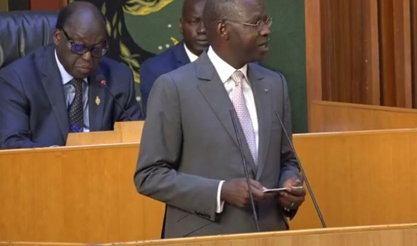 Mahammed Boun Abdallah Dionne: « Le Gouvernement confirme sa volonté de venir à l’Assemblée nationale, selon une périodicité à fixer d’accord parties, comme le prévoit l'article 85 de la Constitution» Mahammed Boun Abdallah Dionne: « Le Gouvernement confirme sa volonté de venir à l’Assemblée nationale, selon une périodicité à fixer d’accord parties, comme le prévoit l'article 85 de la Constitution»