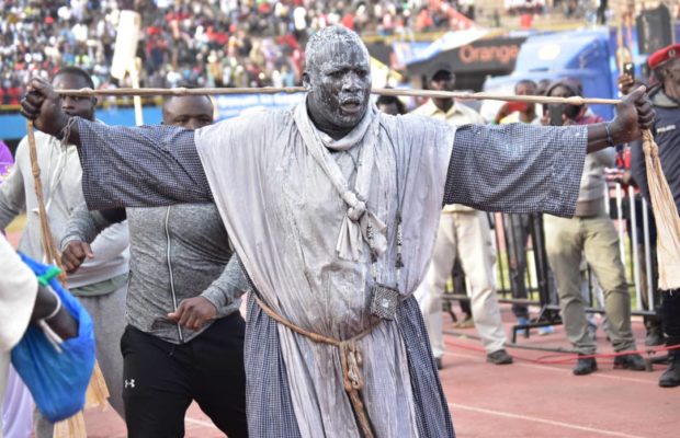 Gris Bordeaux Vs Balla Gaye 2 : Les premières images au Stade, Regardez Gris Bordeaux Vs Balla Gaye 2 : Les premières images au Stade, Regardez