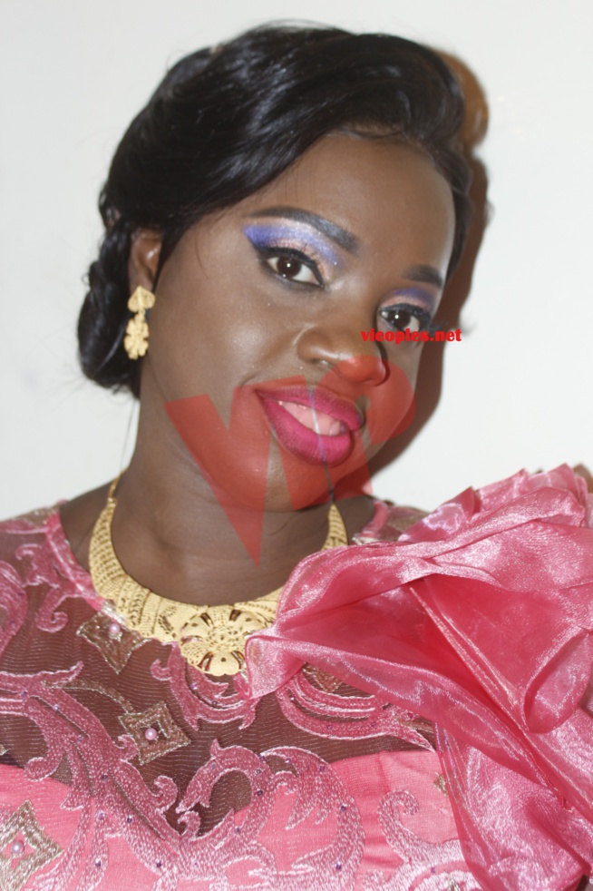 Voici la fille du président Mbagnick Diop qui se mariée hier. Voici la fille du président Mbagnick Diop qui se mariée hier.