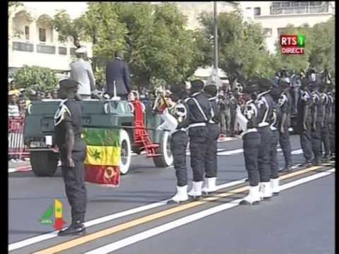 4 Avril 2018: Le Président Macky fait la revue des troupes avant le grand défilé 4 Avril 2018: Le Président Macky fait la revue des troupes avant le grand défilé