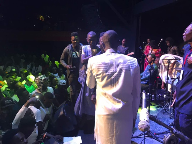 En images: Pape Diouf ferme les portes à SAO PAULO, un "grand bégué" explosif chez les Brésiliens. En images: Pape Diouf ferme les portes à SAO PAULO, un "grand bégué" explosif chez les Brésiliens.