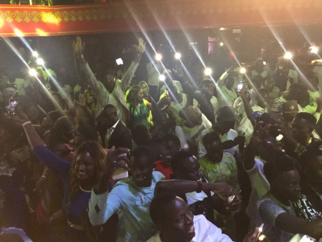 En images: Pape Diouf ferme les portes à SAO PAULO, un "grand bégué" explosif chez les Brésiliens. En images: Pape Diouf ferme les portes à SAO PAULO, un "grand bégué" explosif chez les Brésiliens.