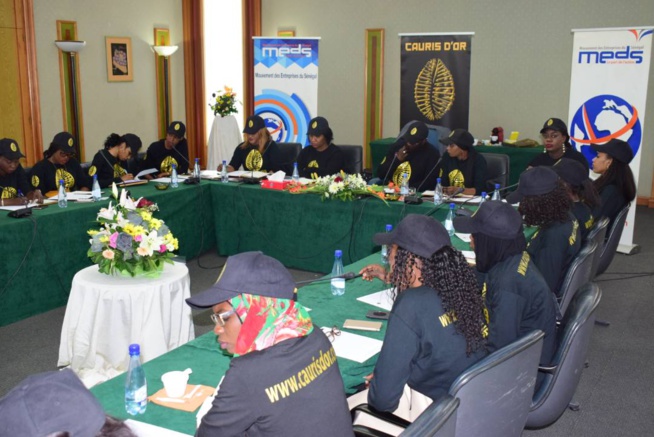 CAURIS D'OR 2018: Dernière grande réunion de la Taks Force à -72 h au King Fahd Place. CAURIS D'OR 2018: Dernière grande réunion de la Taks Force à -72 h au King Fahd Place.