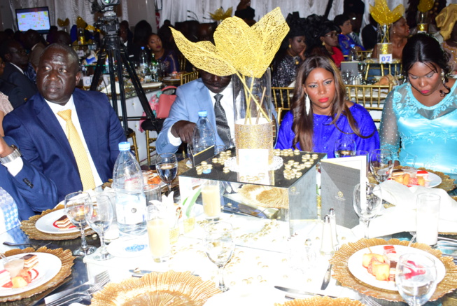 14 EDITIONS DE LA CEREMONIE LA PLUS PRESTIGIEUSE DE REMISES DE DISTINCTIONS EN AFRIQUE: LES CAURIS D'OR. IMAGES 14 EDITIONS DE LA CEREMONIE LA PLUS PRESTIGIEUSE DE REMISES DE DISTINCTIONS EN AFRIQUE: LES CAURIS D'OR. IMAGES