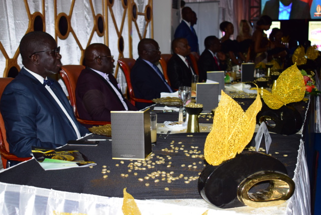 14 EDITIONS DE LA CEREMONIE LA PLUS PRESTIGIEUSE DE REMISES DE DISTINCTIONS EN AFRIQUE: LES CAURIS D'OR. IMAGES 14 EDITIONS DE LA CEREMONIE LA PLUS PRESTIGIEUSE DE REMISES DE DISTINCTIONS EN AFRIQUE: LES CAURIS D'OR. IMAGES