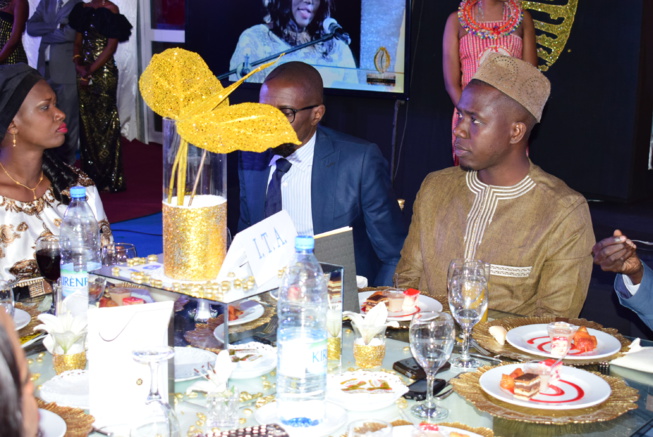 14 EDITIONS DE LA CEREMONIE LA PLUS PRESTIGIEUSE DE REMISES DE DISTINCTIONS EN AFRIQUE: LES CAURIS D'OR. IMAGES 14 EDITIONS DE LA CEREMONIE LA PLUS PRESTIGIEUSE DE REMISES DE DISTINCTIONS EN AFRIQUE: LES CAURIS D'OR. IMAGES