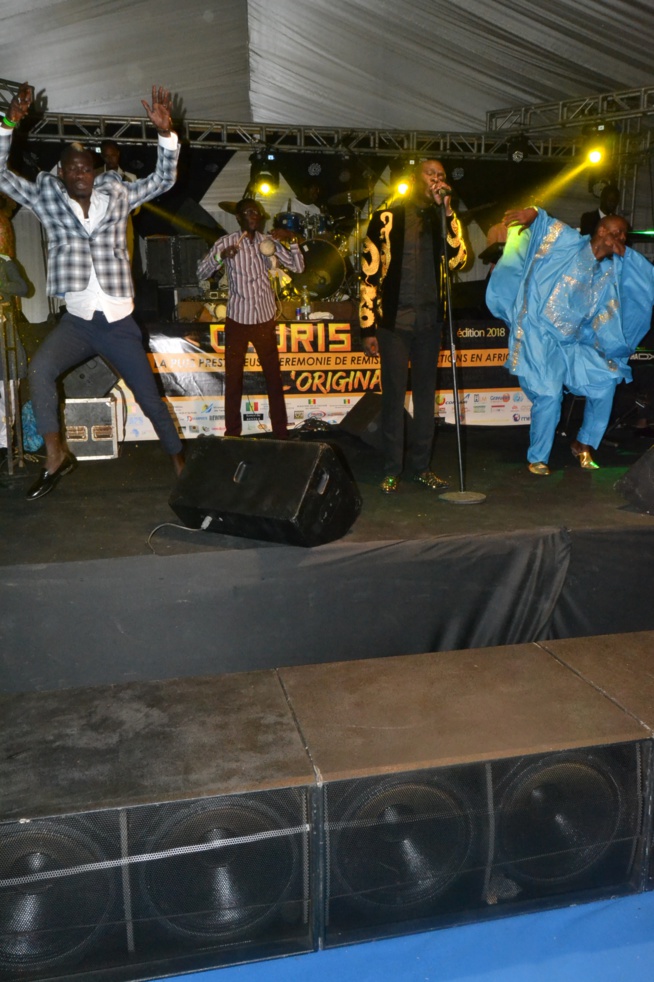 14 EDITIONS CAURIS D'OR: Pape Diouf chauffe la plus prestigieuse céremonie de remises de distinctions de l'Afrique. 14 EDITIONS CAURIS D'OR: Pape Diouf chauffe la plus prestigieuse céremonie de remises de distinctions de l'Afrique.