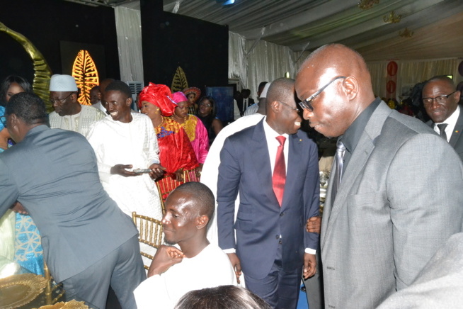 14 EDITIONS CAURIS D'OR: Pape Diouf chauffe la plus prestigieuse céremonie de remises de distinctions de l'Afrique. 14 EDITIONS CAURIS D'OR: Pape Diouf chauffe la plus prestigieuse céremonie de remises de distinctions de l'Afrique.