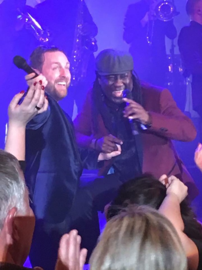 L'international artiste Sénégalais,Elage Diouf en tournée avec Jonnhy Reid ,l' artiste Canadien pour 34 dates aux USA L'international artiste Sénégalais,Elage Diouf en tournée avec Jonnhy Reid ,l' artiste Canadien pour 34 dates aux USA