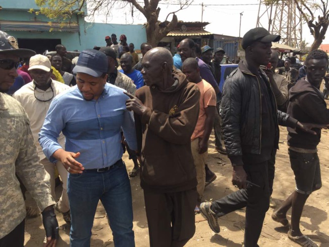 Thiaroye : Le maire refuse la salle polyvalente à Gueum sa Bopp, les commerçants du marché Thiaroye se mobilisent et acceuillent le Président Bougane Gueye à travers des visites de proximité.. Bravo Gueum Sa Bopp marché Thiaroye...