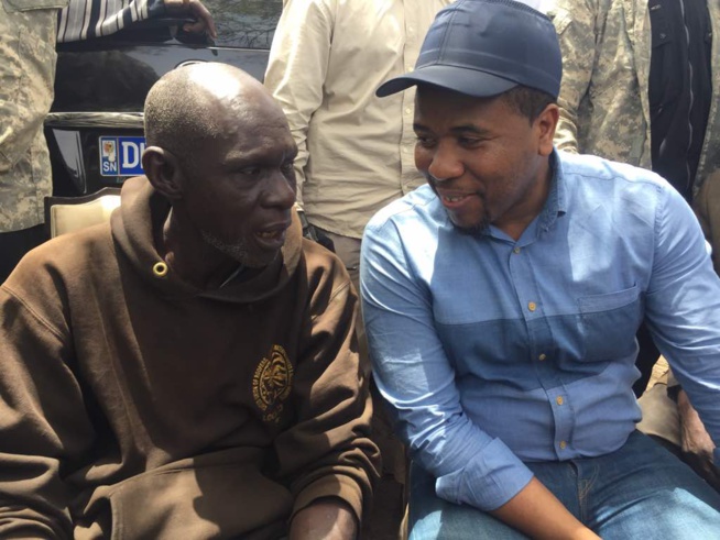 Thiaroye : Le maire refuse la salle polyvalente à Gueum sa Bopp, les commerçants du marché Thiaroye se mobilisent et acceuillent le Président Bougane Gueye à travers des visites de proximité.. Bravo Gueum Sa Bopp marché Thiaroye... Thiaroye : Le maire refuse la salle polyvalente à Gueum sa Bopp, les commerçants du marché Thiaroye se mobilisent et acceuillent le Président Bougane Gueye à travers des visites de proximité.. Bravo Gueum Sa Bopp marché Thiaroye...