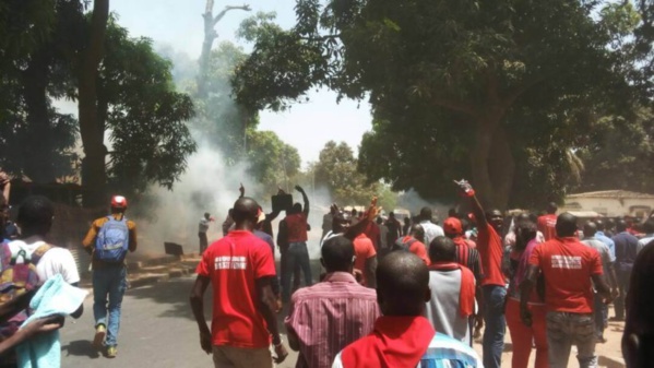 Répression de la marche des enseignants à Ziguinchor: l’Inter-Cadre exprime son indignation et met en garde le gouvernement Répression de la marche des enseignants à Ziguinchor: l’Inter-Cadre exprime son indignation et met en garde le gouvernement