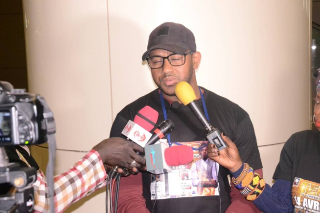 Les images de l'arrivée du Nigerian Tenko à l'AIBD pour son concert du 14 avril au monument de la renaissance avec RAKHOU PROD. Les images de l'arrivée du Nigerian Tenko à l'AIBD pour son concert du 14 avril au monument de la renaissance avec RAKHOU PROD.