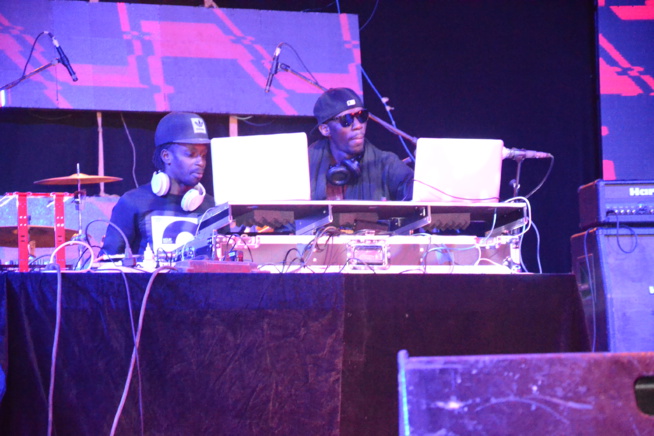 MONUMENT DE LA RENAISSANCE: Les premières images du concert live de TEKNO avec Rakhou Prod.