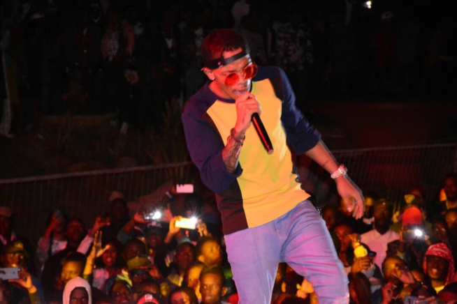 L'artiste Nigerian, Tekno explose le Monument de la Renaissance avec RAKHOU PROD. En images