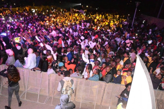 L'artiste Nigerian, Tekno explose le Monument de la Renaissance avec RAKHOU PROD. En images
