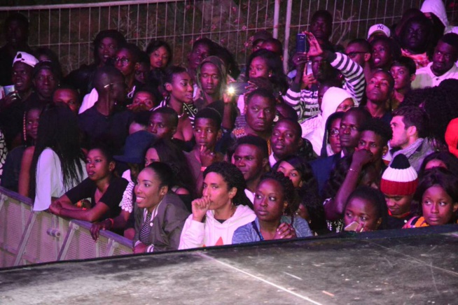 L'artiste Nigerian, Tekno explose le Monument de la Renaissance avec RAKHOU PROD. En images