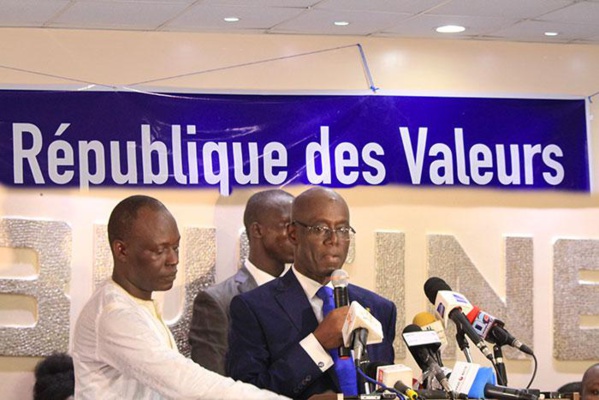 Thierno Alassane Sall prié de rembourser 9,6 millions de FCFA Thierno Alassane Sall prié de rembourser 9,6 millions de FCFA
