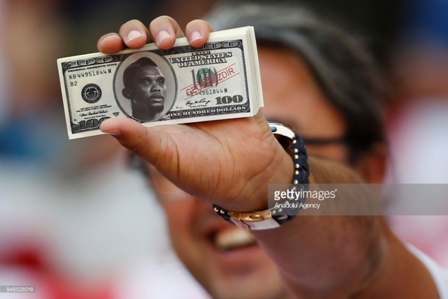 Faux billets: SAMUEL ETO’O, humilié Faux billets: SAMUEL ETO’O, humilié