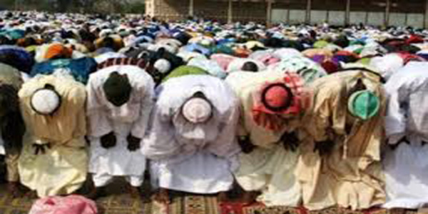 Sénégal : la Ligue des imams invite Macky Sall à surseoir au parrainage Sénégal : la Ligue des imams invite Macky Sall à surseoir au parrainage
