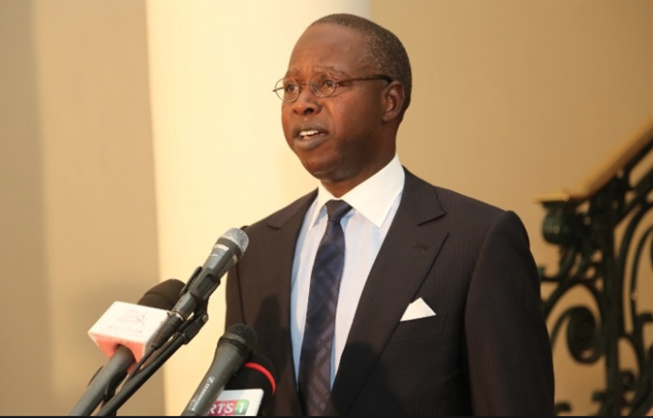 Le PM Abdallah Dionne préside ce vendredi un Conseil Interministériel consacré au Pèlerinage aux Lieux Saints de l’Islam Le PM Abdallah Dionne préside ce vendredi un Conseil Interministériel consacré au Pèlerinage aux Lieux Saints de l’Islam