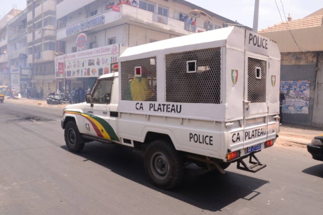 Me Madické Niang : "Avec le vote sans débat de la loi portant parrainage, c'est la "démocratie sénégalaise qui est piétinée" Me Madické Niang : "Avec le vote sans débat de la loi portant parrainage, c'est la "démocratie sénégalaise qui est piétinée"