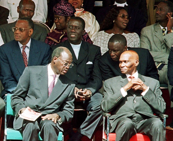 Sénégal : Moustapha Niasse, le survivant (Par Christophe Boisbouvier) Sénégal : Moustapha Niasse, le survivant (Par Christophe Boisbouvier)