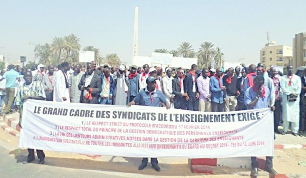 Réinventer le syndicalisme et la grève - (Par Babacar TOURE) Réinventer le syndicalisme et la grève - (Par Babacar TOURE)