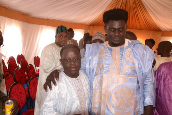 Admirez Les Plus Beaux Sagnsé : Balla Gaye 2 au baptême de la fille de de Baye Ndiaye. Regardez Admirez Les Plus Beaux Sagnsé : Balla Gaye 2 au baptême de la fille de de Baye Ndiaye. Regardez