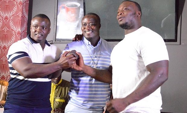 Papa Sow et Ama Baldé réclament leur argent au promoteur Assane Ndiaye