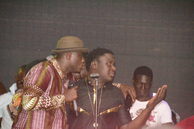 En images; Baba Mbengue explose le Ravin Night Club. En images; Baba Mbengue explose le Ravin Night Club.