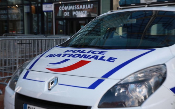 Val-de-Marne : un policier se suicide avec son arme de service Val-de-Marne : un policier se suicide avec son arme de service