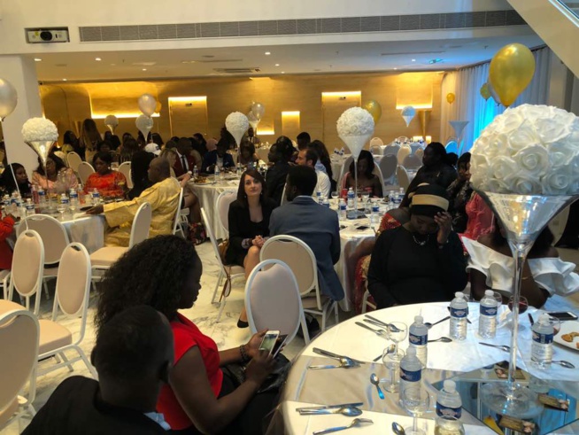 Sidy Diop continue d'enflammer l'Europe, après l'ITALIE, Lyon accueille le nouveau chouchou de la musique comme un Prince. Sidy Diop continue d'enflammer l'Europe, après l'ITALIE, Lyon accueille le nouveau chouchou de la musique comme un Prince.