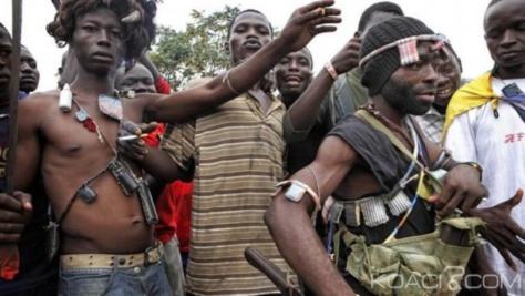 Centrafrique: Deux Sénégalais lapidés et brûlés vifs par des anti-balaka Centrafrique: Deux Sénégalais lapidés et brûlés vifs par des anti-balaka