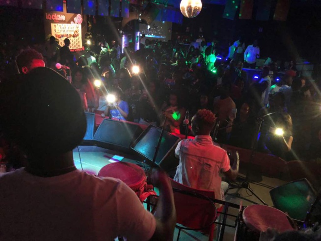 Sidy Diop casse la baraque à Liryda en Espagne et promet le feu au Dock Haussaman le 12 Mai à Paris. Sidy Diop casse la baraque à Liryda en Espagne et promet le feu au Dock Haussaman le 12 Mai à Paris.