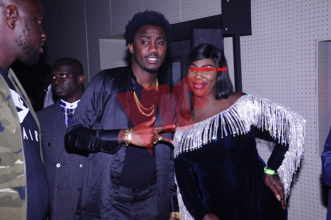 Anniversaire Waly Seck au Dock Pullman de Paris Ndiolé Tall explose la scéne avec Waly Seck Anniversaire Waly Seck au Dock Pullman de Paris Ndiolé Tall explose la scéne avec Waly Seck