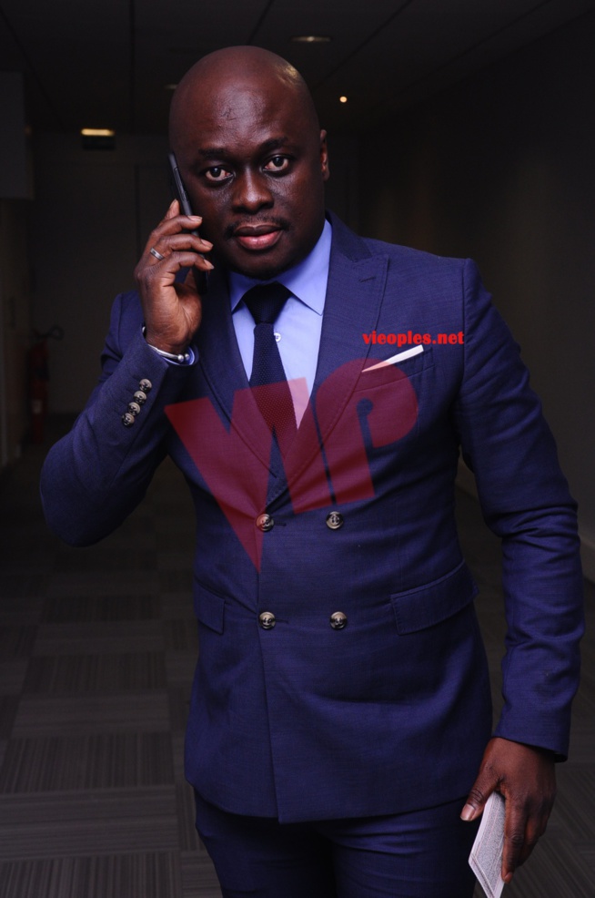 Toujours élégant, voici Aliou Ba Ma Niakhtou l'homme du Show biz de Mante Lajolie. Toujours élégant, voici Aliou Ba Ma Niakhtou l'homme du Show biz de Mante Lajolie.